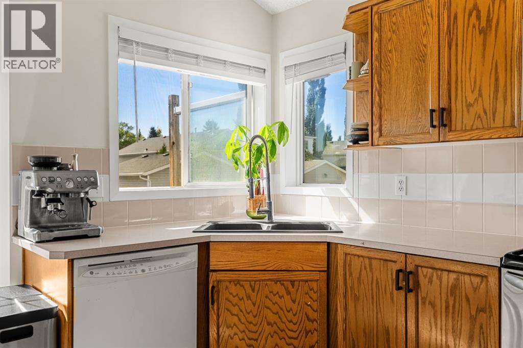 9878 Hidden Valley Drive Nw Property Photo 12