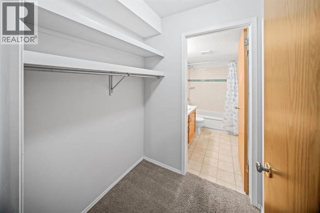 2211 29 Street Southwest Property Photo 20