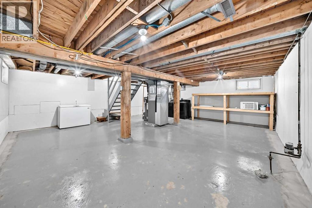 315 Spruce Street Property Photo 23