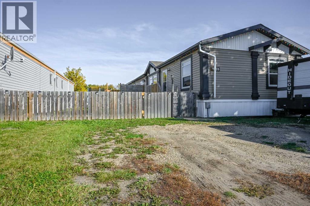51037 714 Township Road Property Photo 1