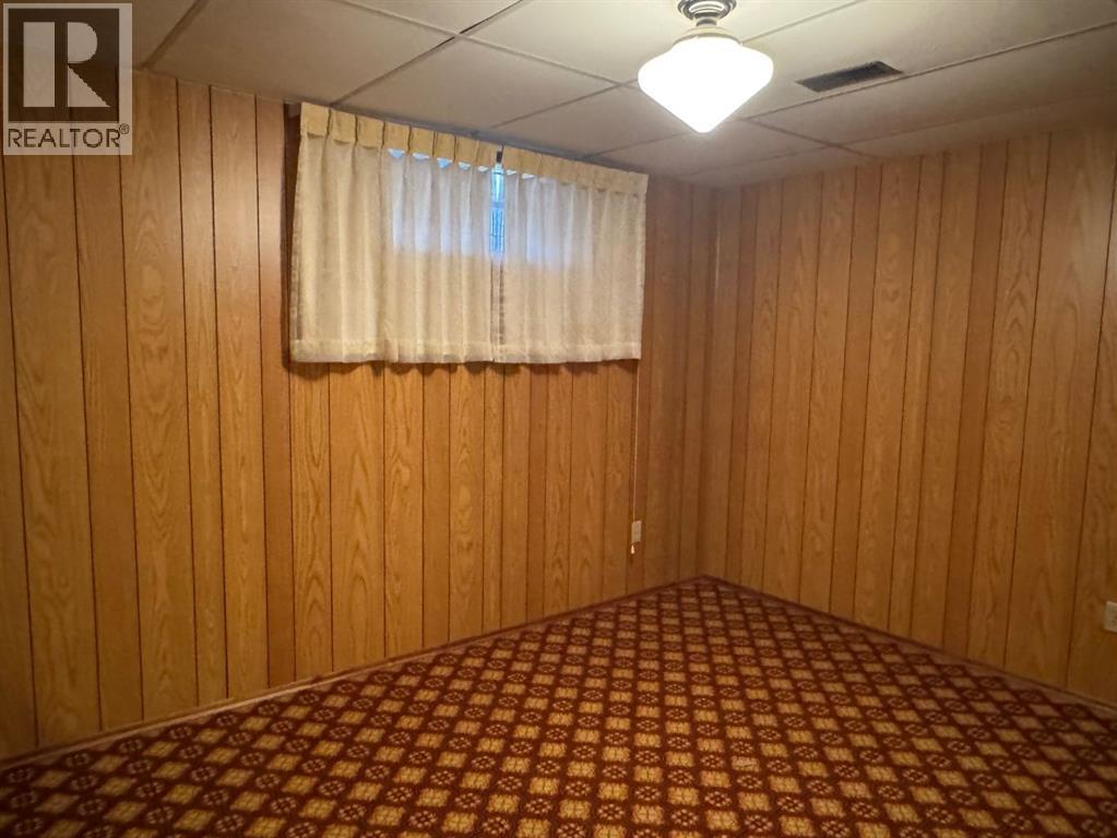 11221 102 Avenue Property Photo 33