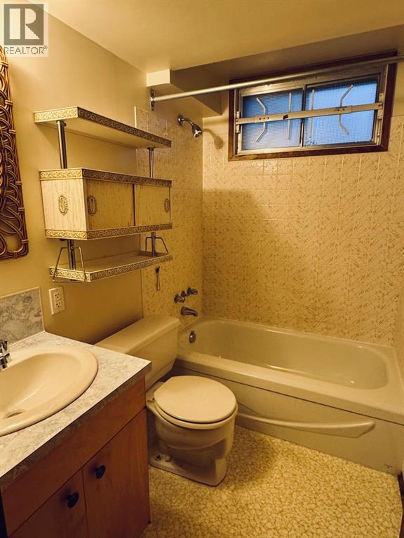 11221 102 Avenue Property Photo 37
