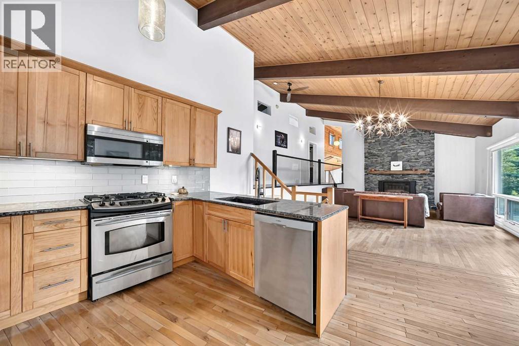 16 Mountain View Park Property Photo 8