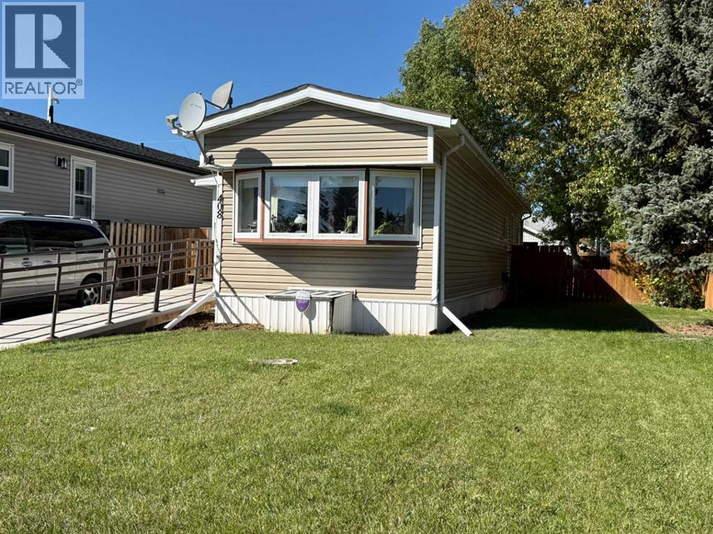 408 3 Street N Property Photo 1