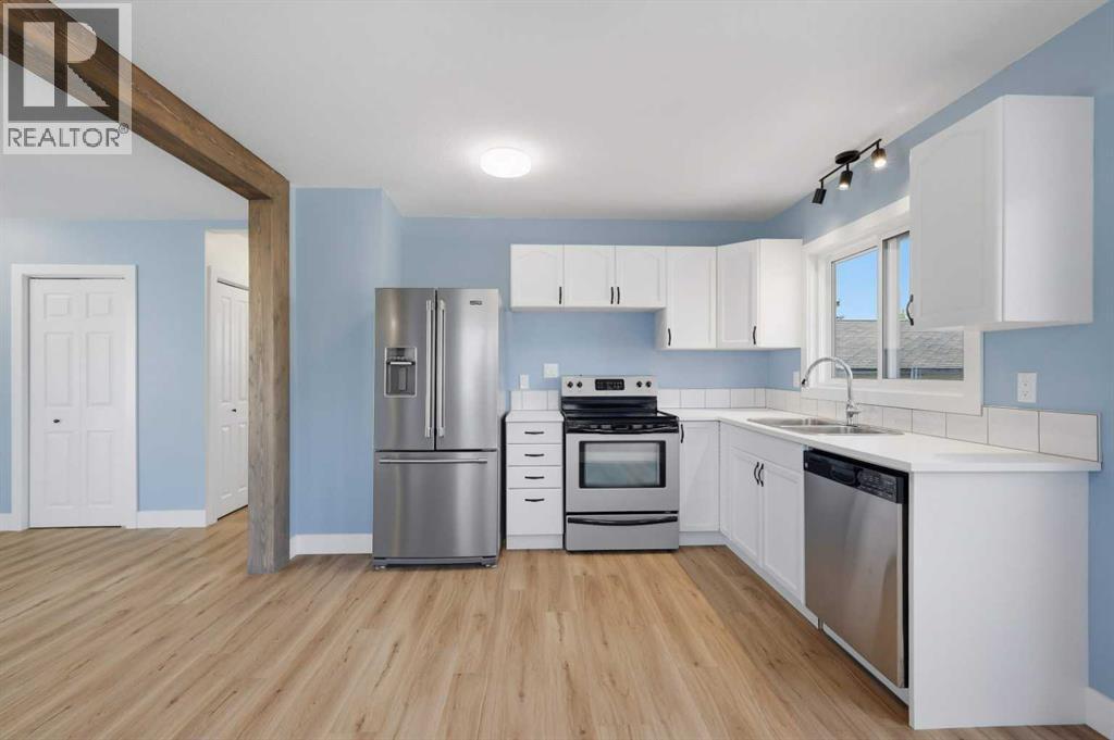 4608 Broadway Avenue Property Photo 8
