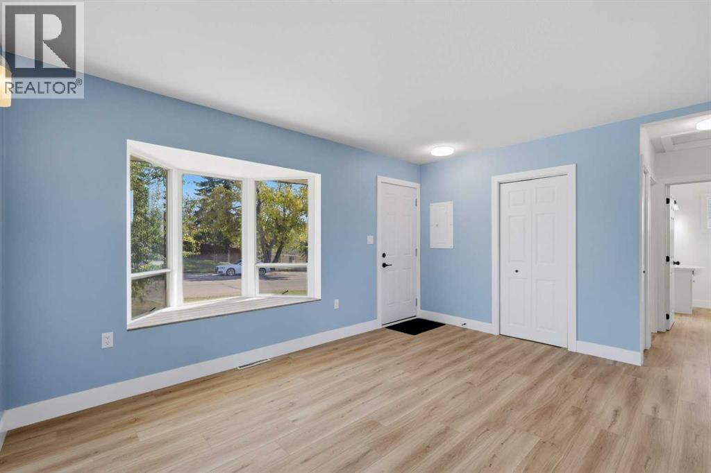 4608 Broadway Avenue Property Photo 11