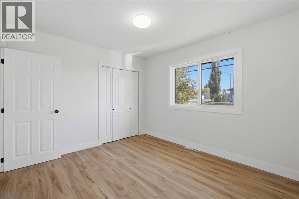 4608 Broadway Avenue Property Photo 13