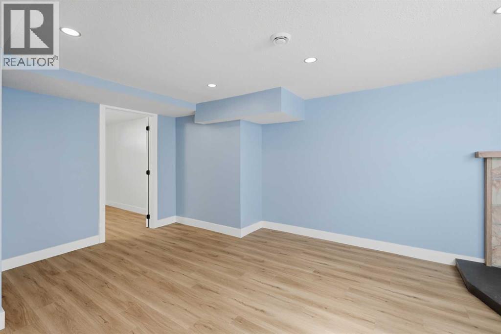 4608 Broadway Avenue Property Photo 18