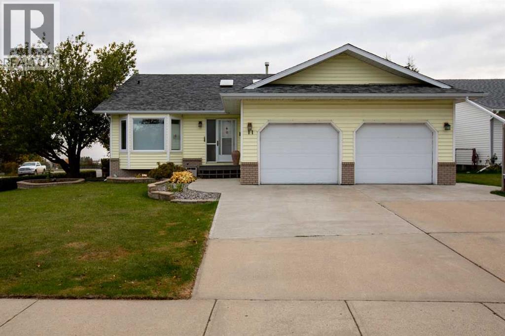 11 Maple Place Property Photo 1