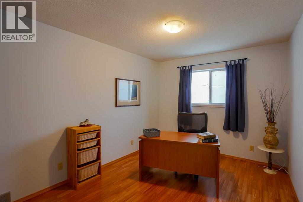 11 Maple Place Property Photo 16