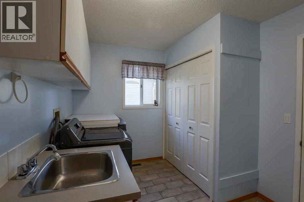 11 Maple Place Property Photo 19