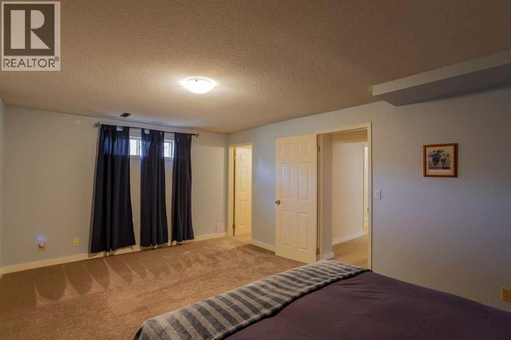 11 Maple Place Property Photo 25
