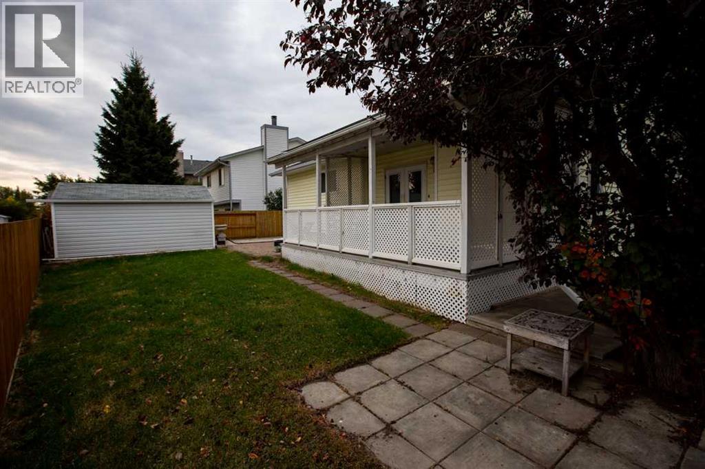 11 Maple Place Property Photo 35