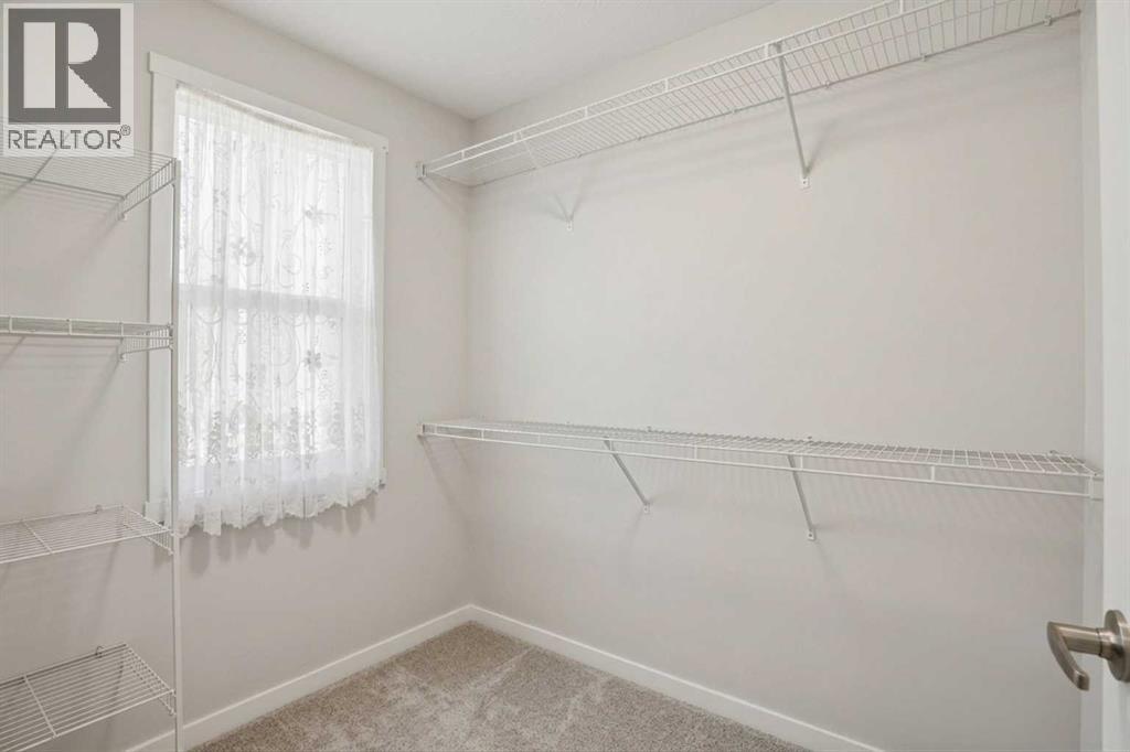 107 Corner Meadows Square Ne Property Photo 9