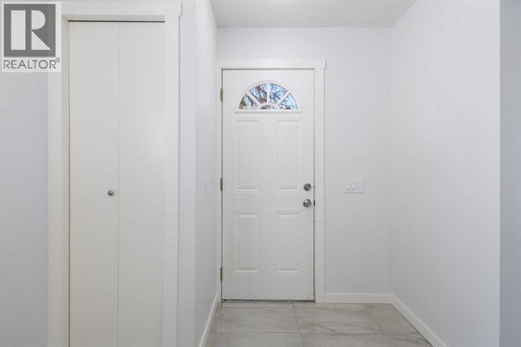 52 Doverdale Mews Se Property Photo 3