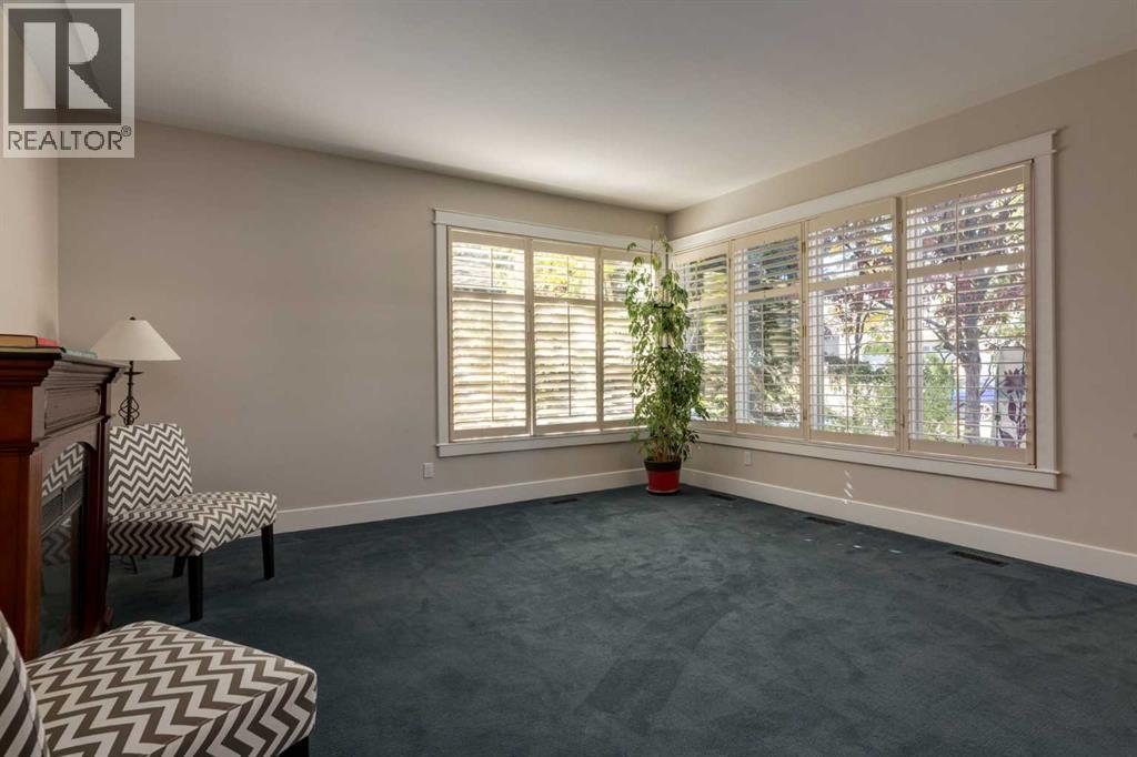 28 Patterson Rise Sw Property Photo 4