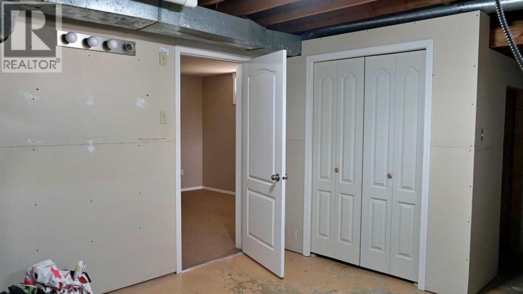 300 3 Street N Property Photo 29