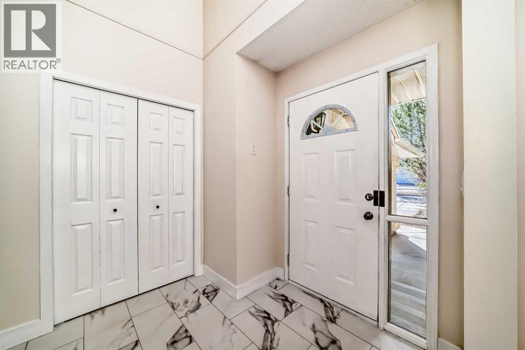 320 Sunmills Drive Se Property Photo 4