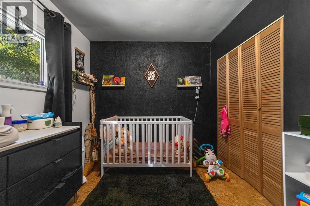 6115 50a Avenue Property Photo 14
