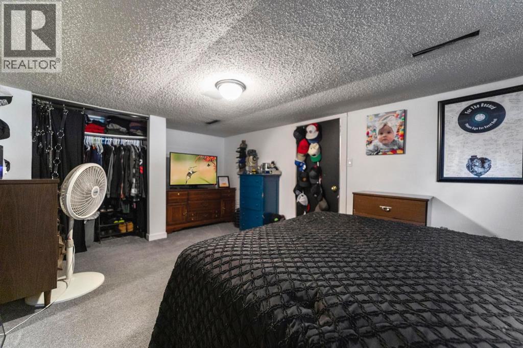6115 50a Avenue Property Photo 22