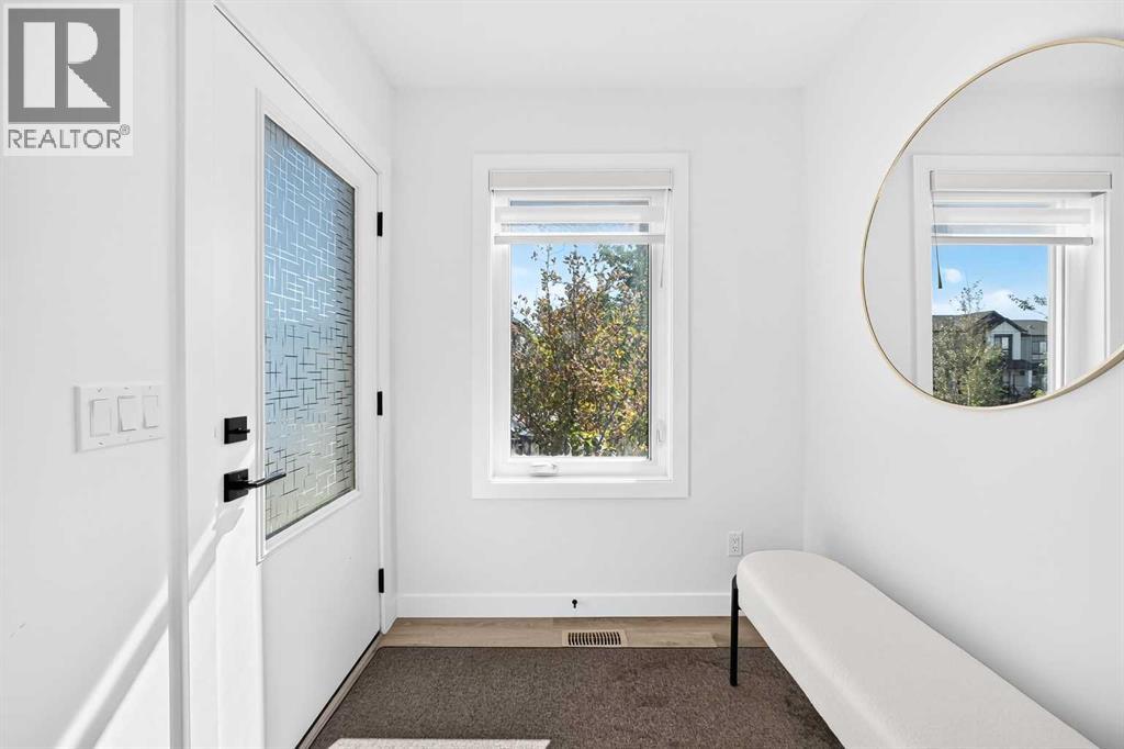 35 Silverton Glen Green Sw Property Photo 2