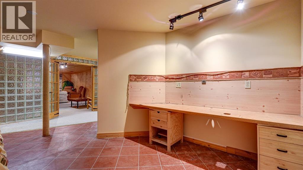 9b Westlynn Drive Property Photo 37