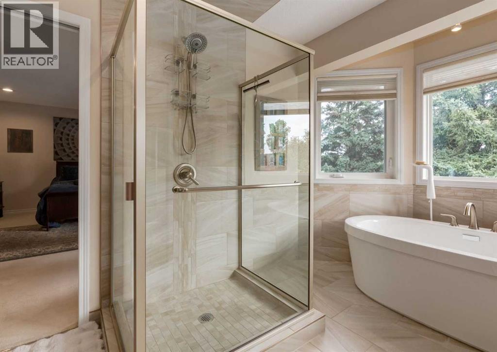 492 Silvergrove Gardens Nw Property Photo 24