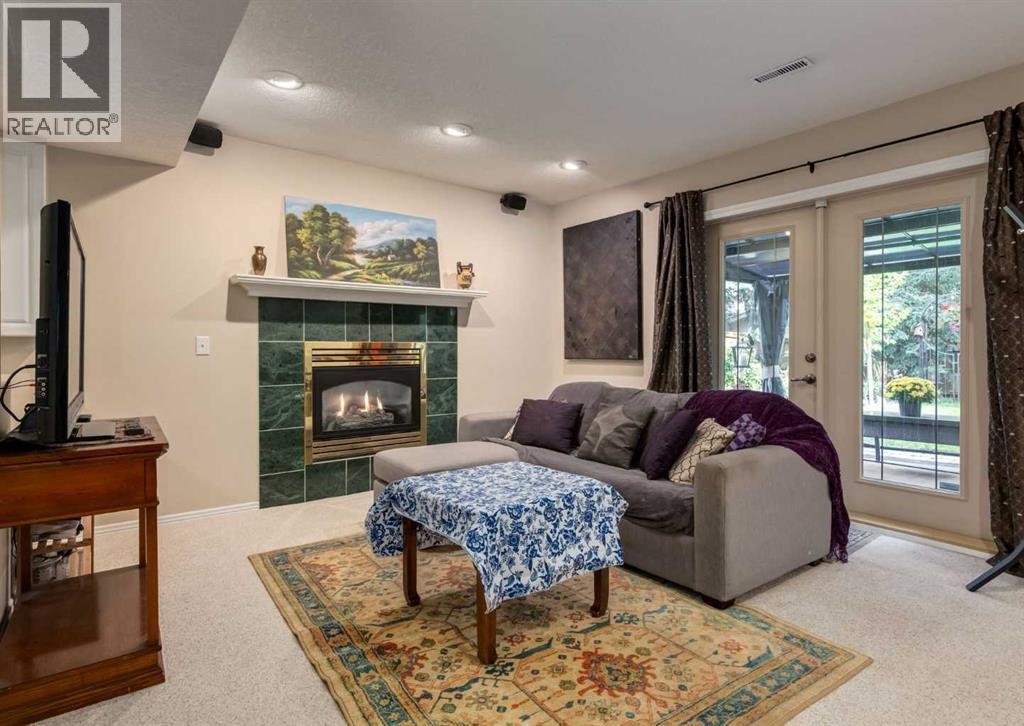 492 Silvergrove Gardens Nw Property Photo 31