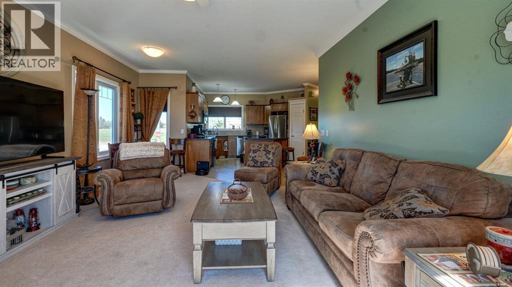 405 46 Avenue W Property Photo 10