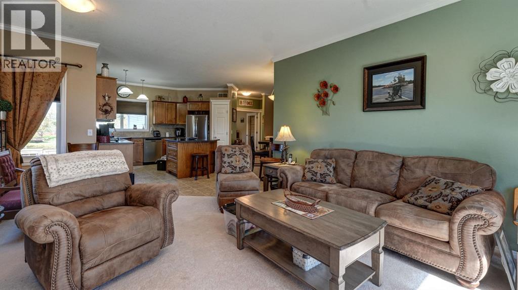 405 46 Avenue W Property Photo 11