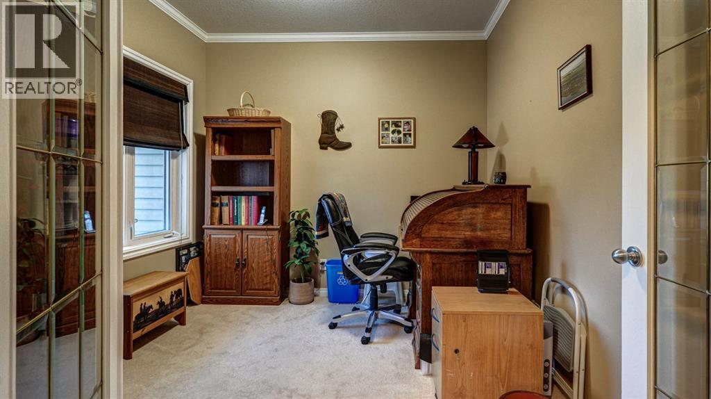 405 46 Avenue W Property Photo 22