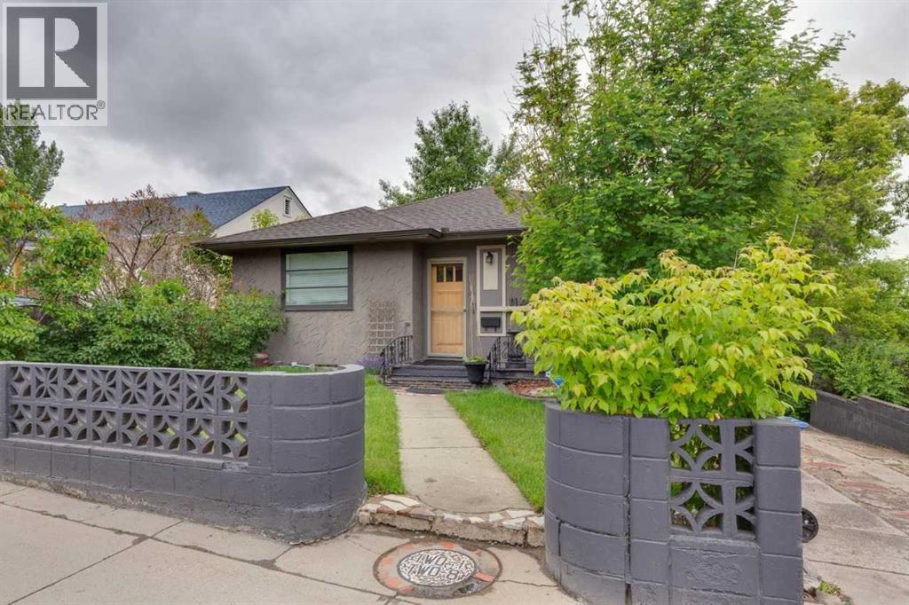 2128 17 Avenue Sw Property Photo 2