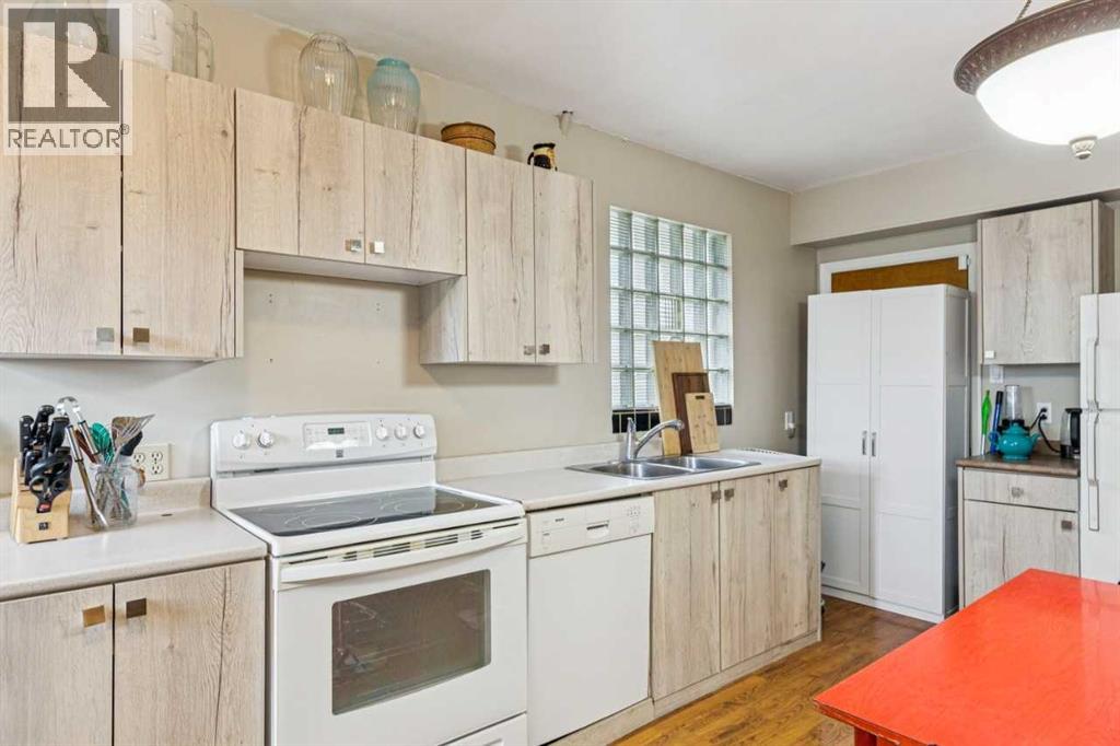 2128 17 Avenue Sw Property Photo 15