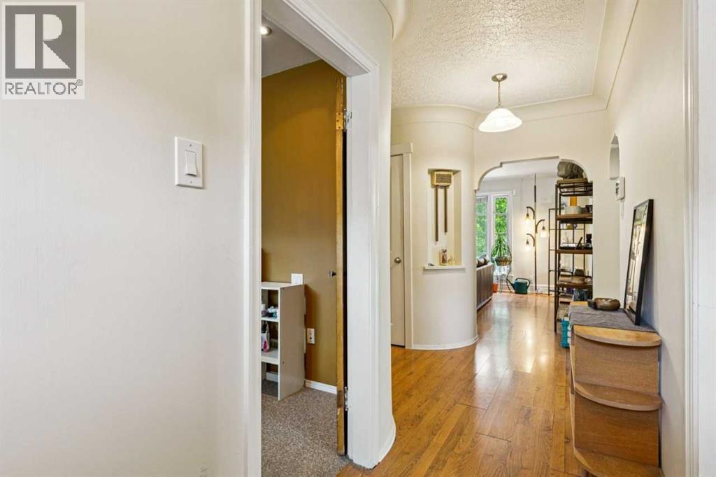 2128 17 Avenue Sw Property Photo 16