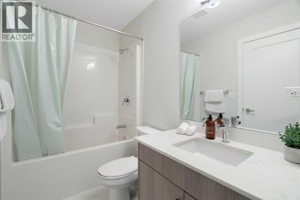 25 Walgrove Walk Southeast Property Photo 9