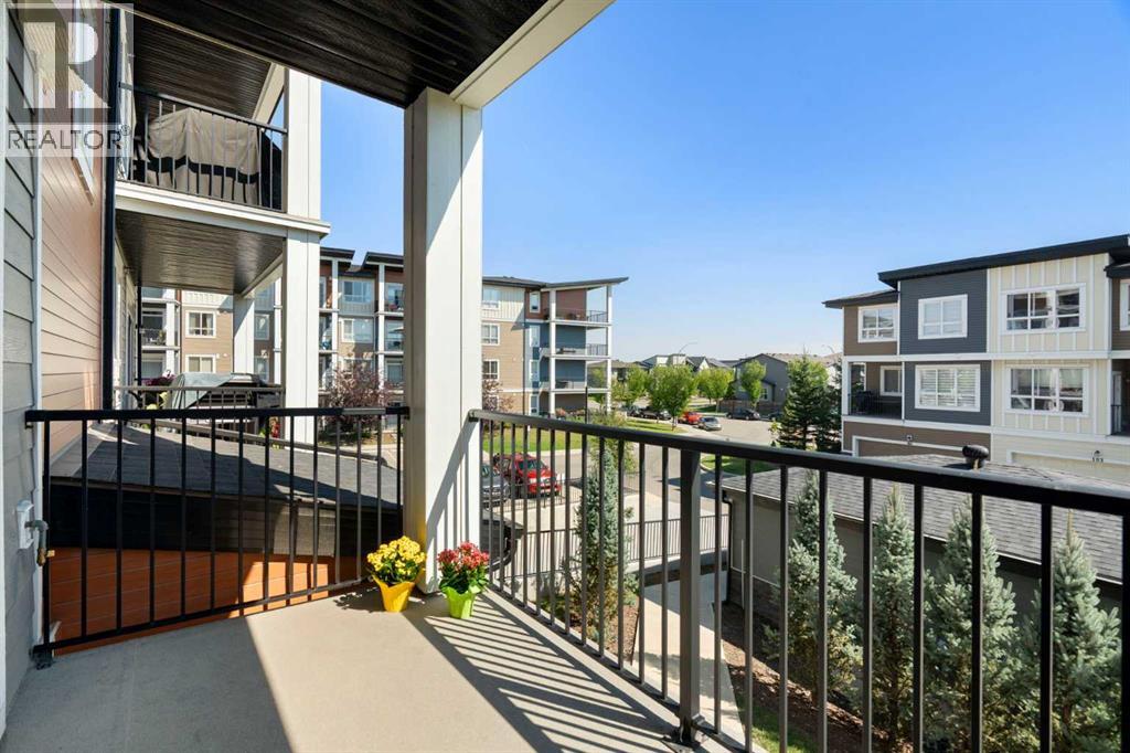 25 Walgrove Walk Southeast Property Photo 15