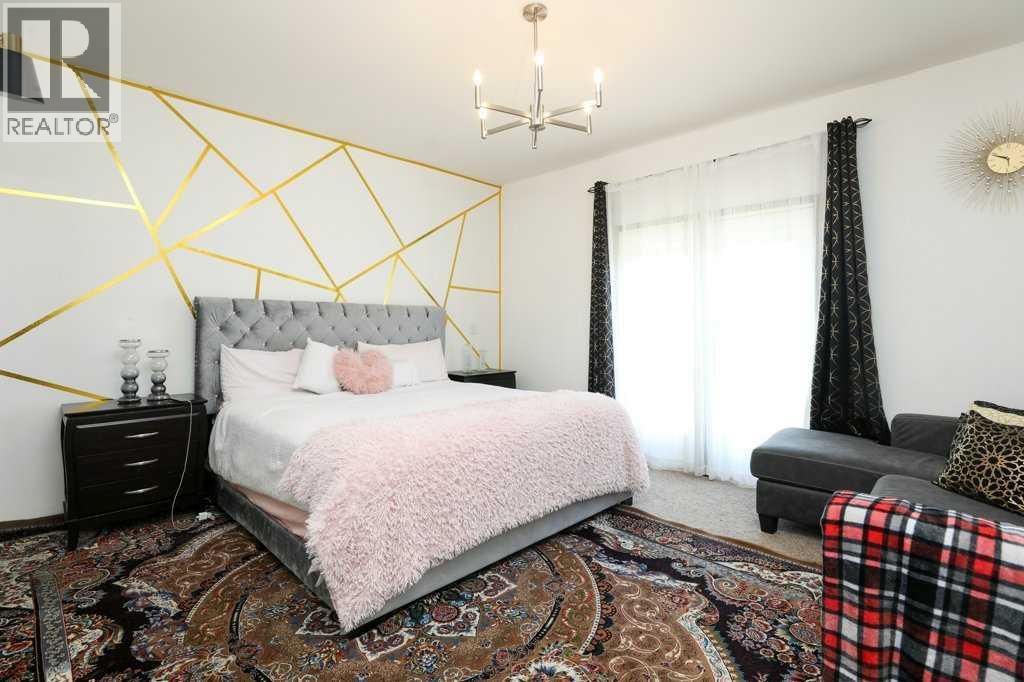 259 Gateway Manor S Property Photo 26