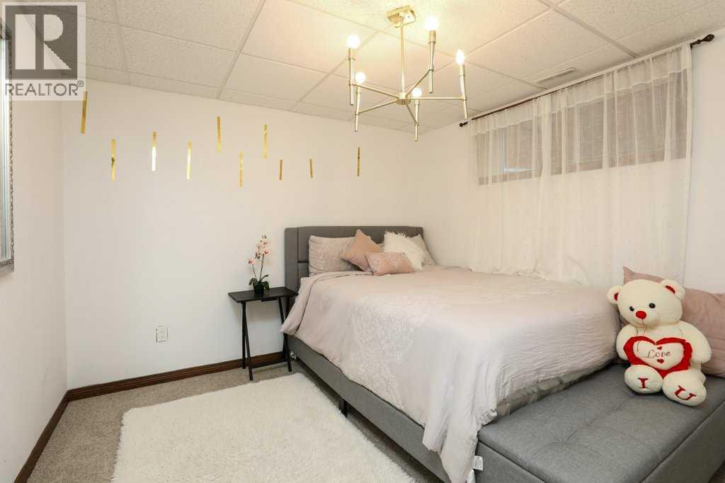 259 Gateway Manor S Property Photo 32