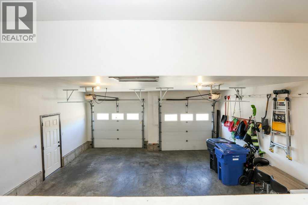259 Gateway Manor S Property Photo 41