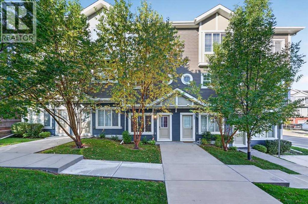 406 Evansridge Common NW Property Photo 1
