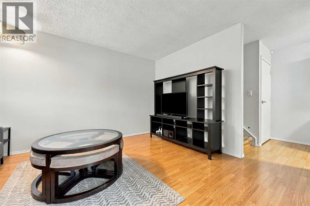 3924 29a Avenue Se Property Photo 5