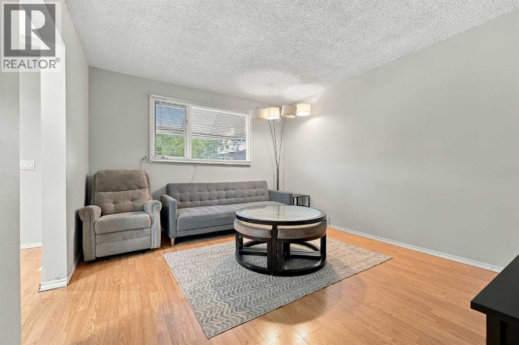 3924 29a Avenue Se Property Photo 6