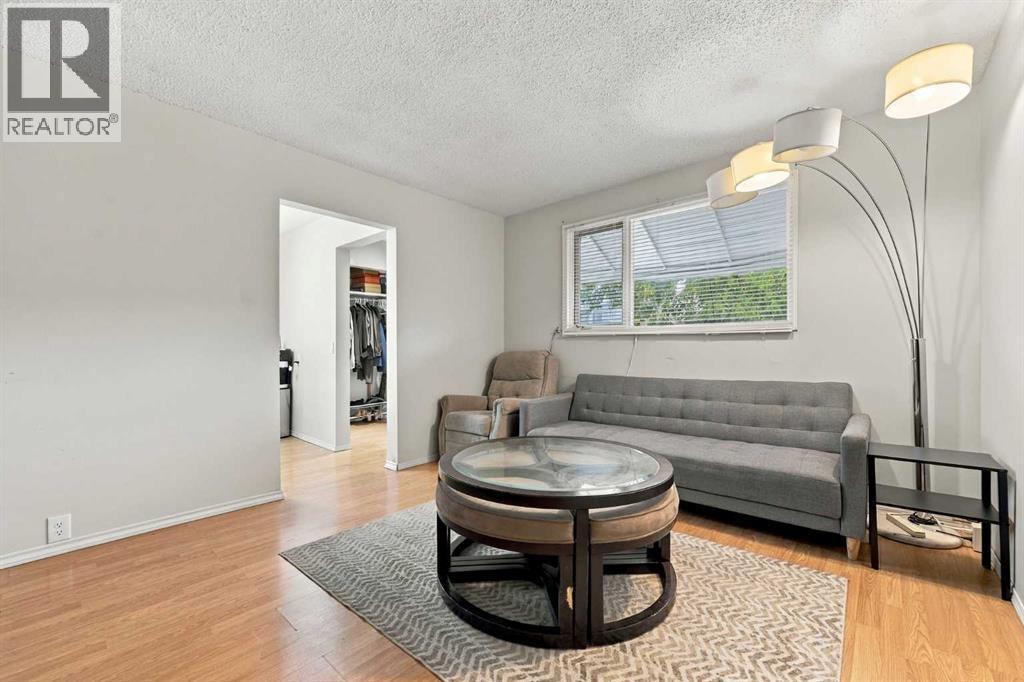 3924 29a Avenue Se Property Photo 7