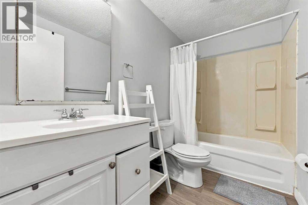 3924 29a Avenue Se Property Photo 18