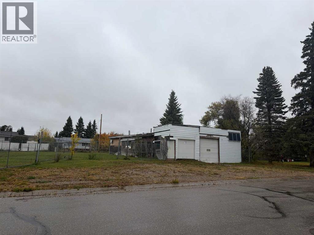 914 1st Avenue Property Photo 1