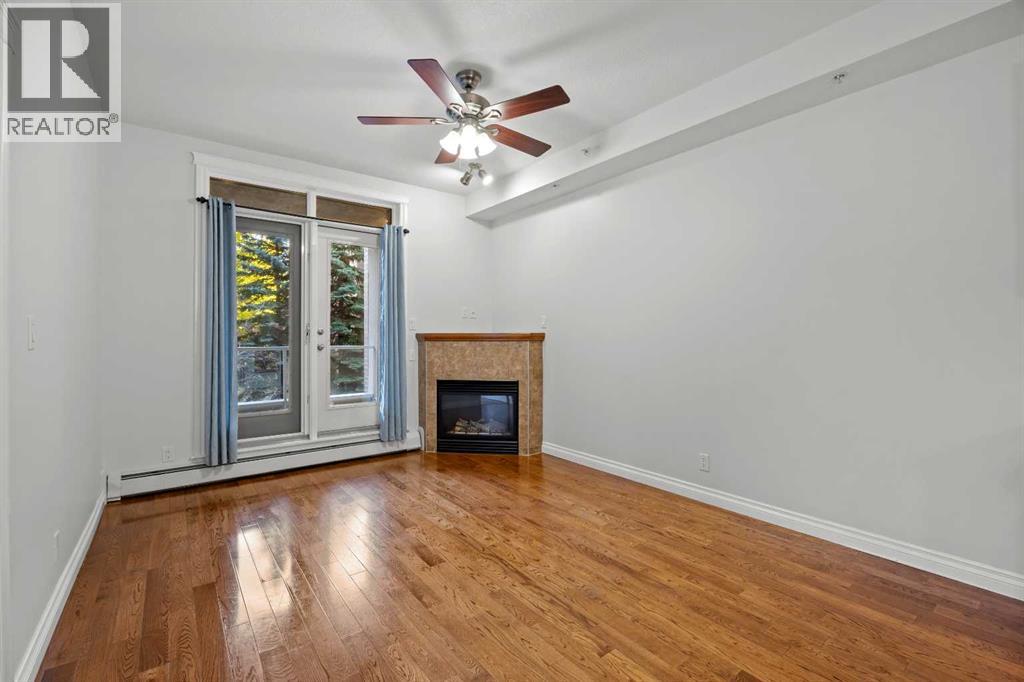 24 Hemlock Crescent Southwest Property Photo 13