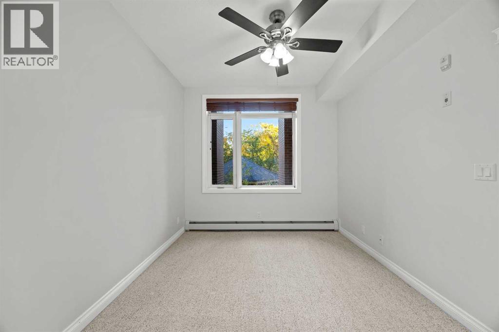 24 Hemlock Crescent Southwest Property Photo 22