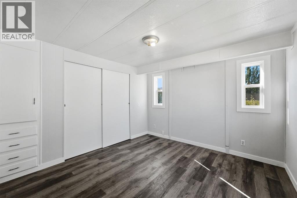 5344 76 Street Property Photo 20