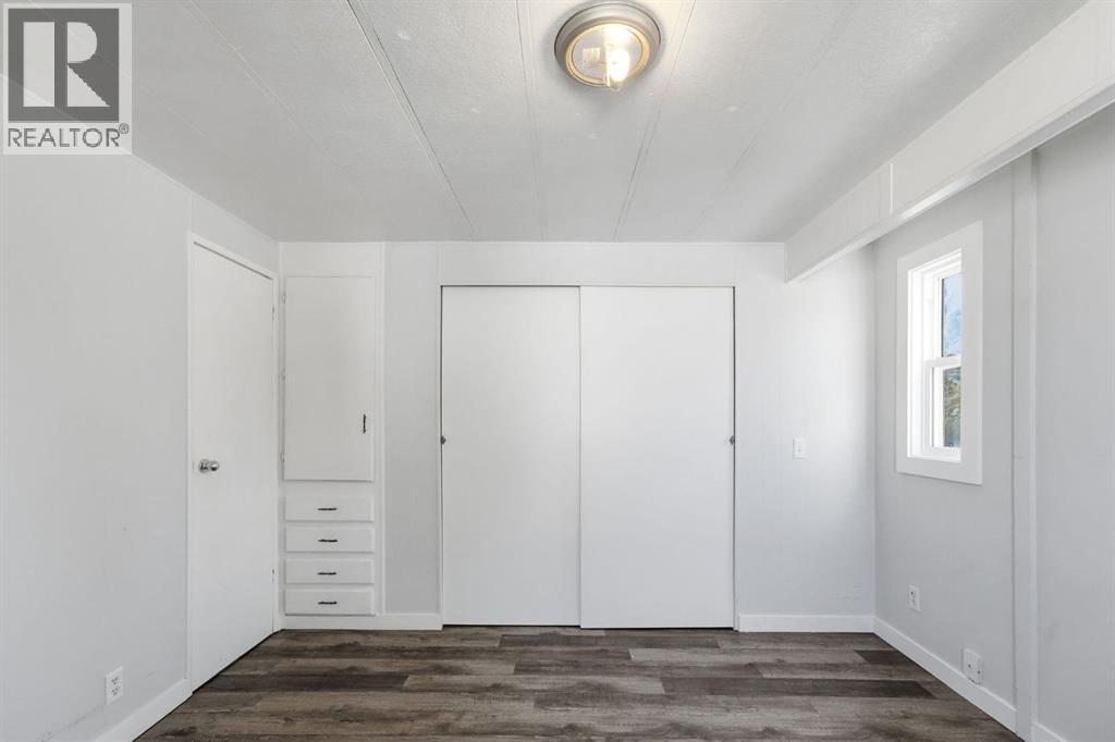 5344 76 Street Property Photo 21