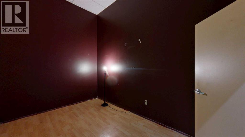 4841 50 Street Property Photo 26